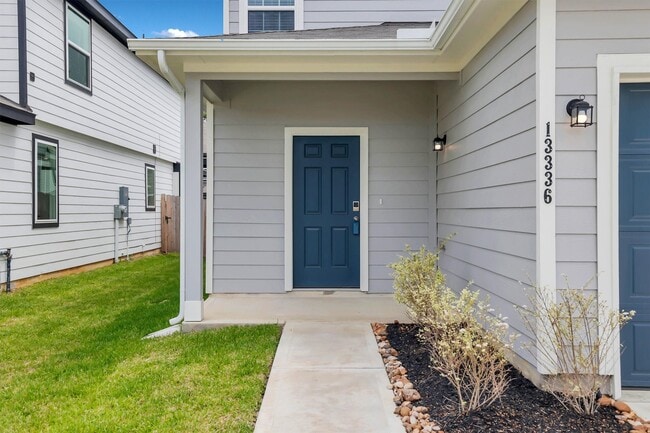 Building Photo - 13336 Burbot Dr