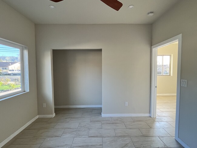 Building Photo - 5209 Olive Dr