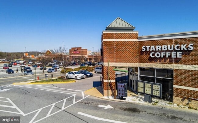Building Photo - 5002 Paducah Rd