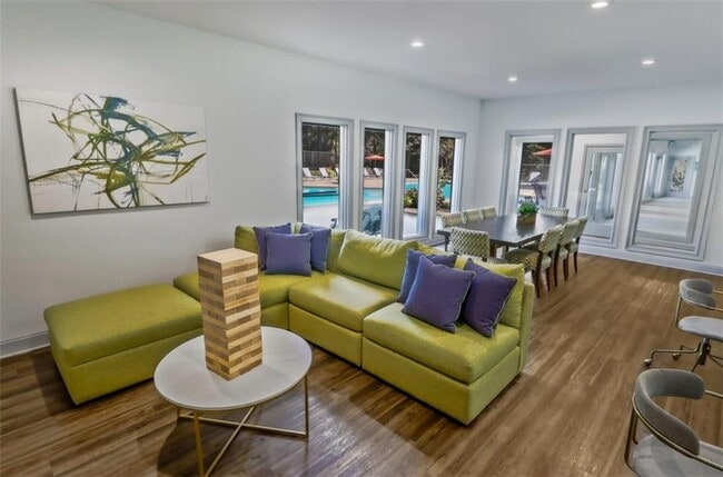 Building Photo - 2845 Holcomb Bridge Rd