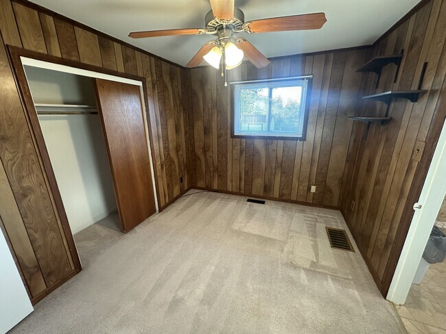 Building Photo - 1926 Boaz Rd