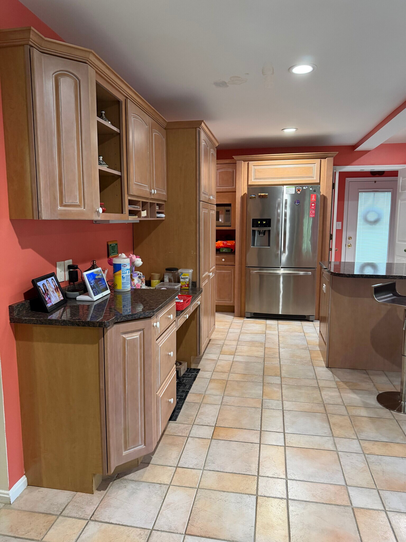 Building Photo - 8715 Shadowlake Way