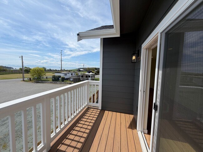Building Photo - New Construction Two Bedroom Apartments in Coupeville!