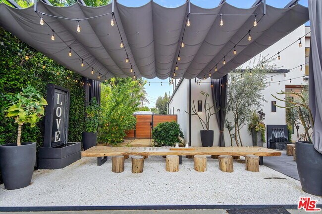 Building Photo - 6029 Melvin Ave