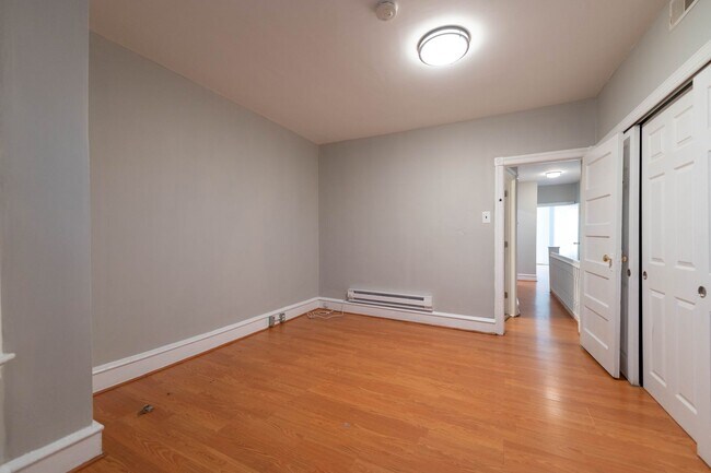 Building Photo - PHA Welcomed! Spacious Home with Private Backyard