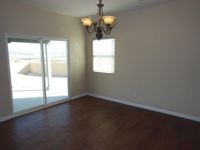 Building Photo - 5744 Adobe Cir
