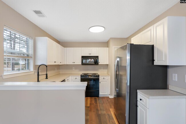 Building Photo - 313 Rolling Knoll Dr