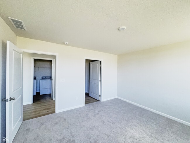 Building Photo - 1724 Plum Brook Dr