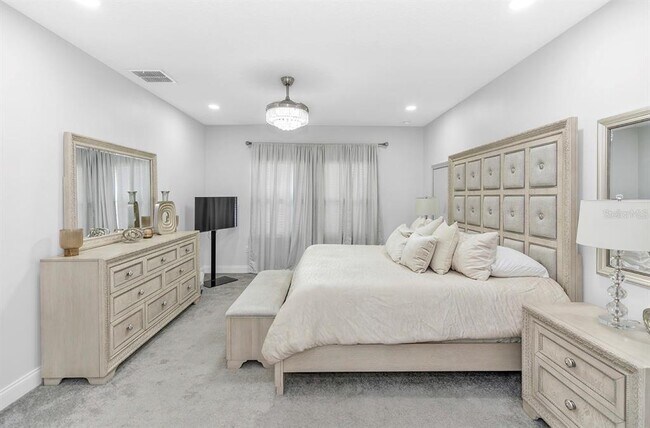 Building Photo - 16750 Abbey Hill Ct