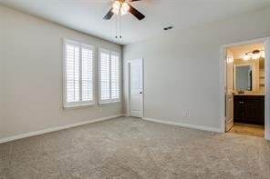 Building Photo - 4016 Cherokee Dr