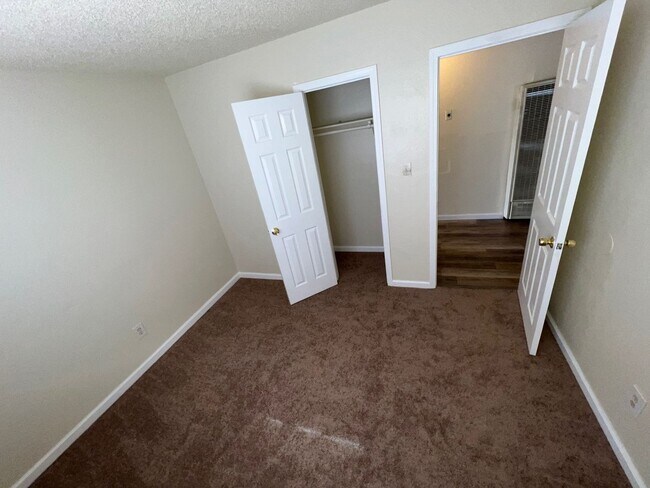 Building Photo - Adelanto Family Neighborhood! $2,100 3 Bedroom, 2 Bath Single Family Home for Rent