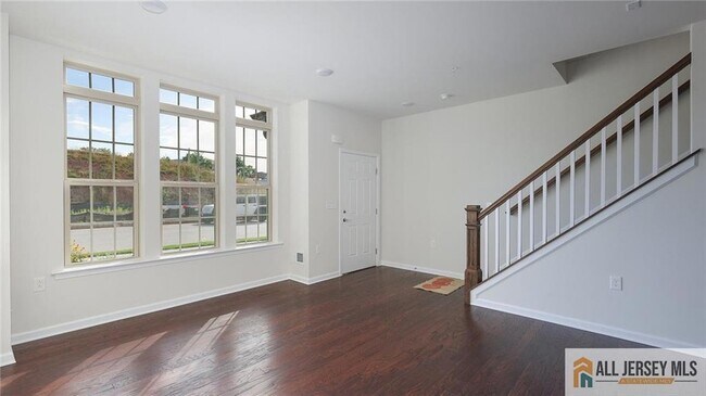 Building Photo - 95 Robeson St