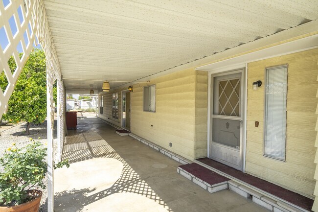 Building Photo - 25361 De Waide Ave