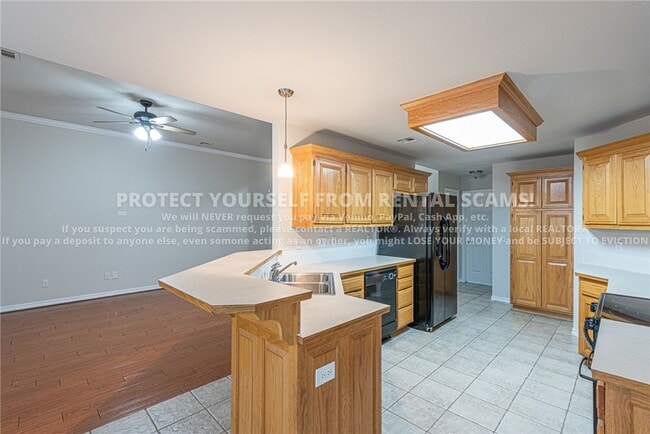 Building Photo - 3806 SW Hansom Loop