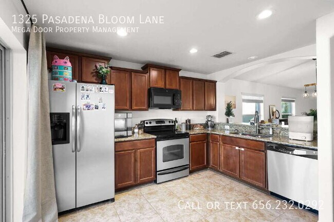 Building Photo - 1325 Pasadena Bloom Ln