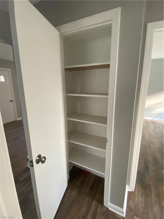 Building Photo - 1181 Hilltop Dr