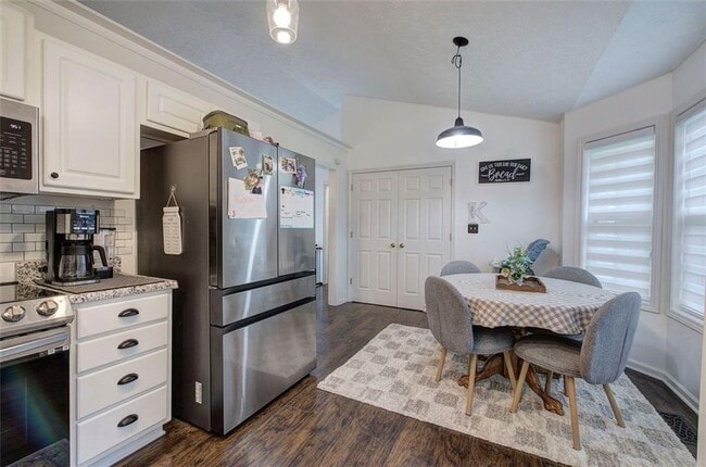 Building Photo - 106 Muirwood Dr