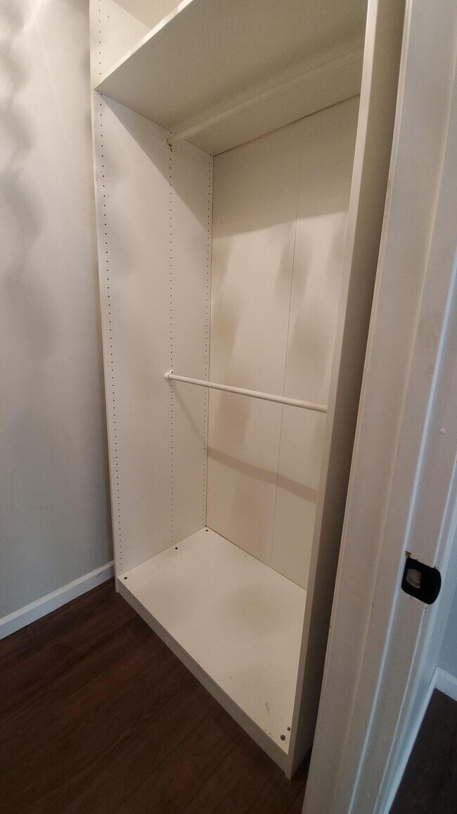 Building Photo - 4128 N 46th Pl