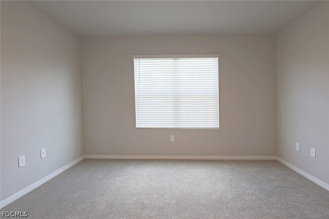 Building Photo - 1156 Brooklands Dr