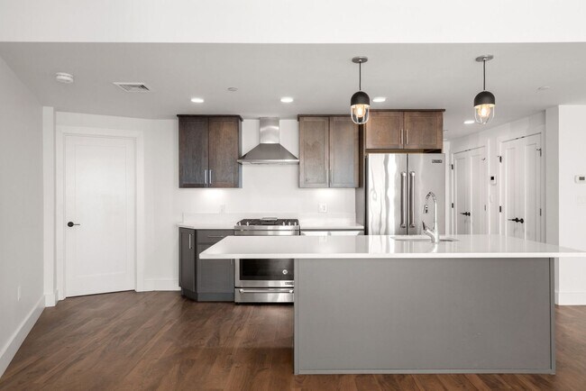 Building Photo - Boston Landing, NO FEE, Lux living, 3 bed/2bath, Central Air, Garage Parking, PET FRIENDLY!