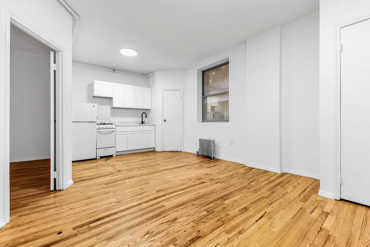 Building Photo - 239 W 63rd St