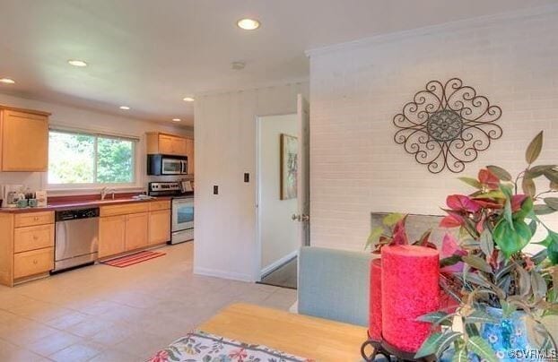 Building Photo - 11152 Thorncroft Dr