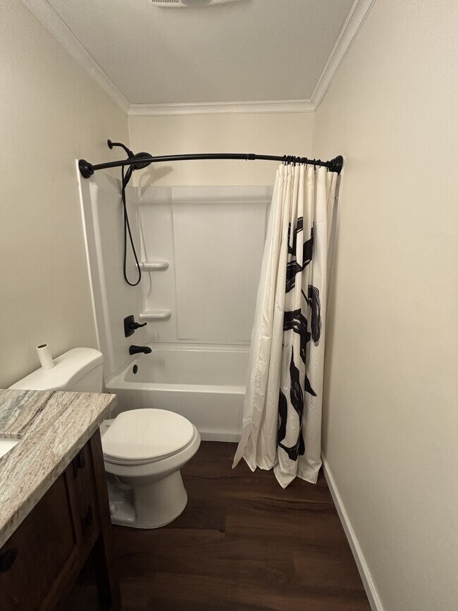 Building Photo - 315 Sidney Martin Rd