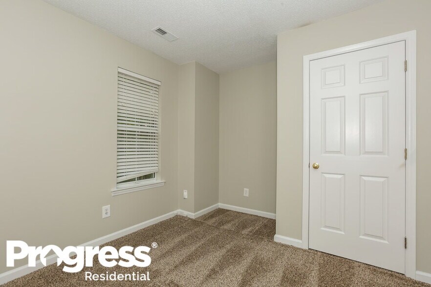 Building Photo - 4012 Mozart Ct