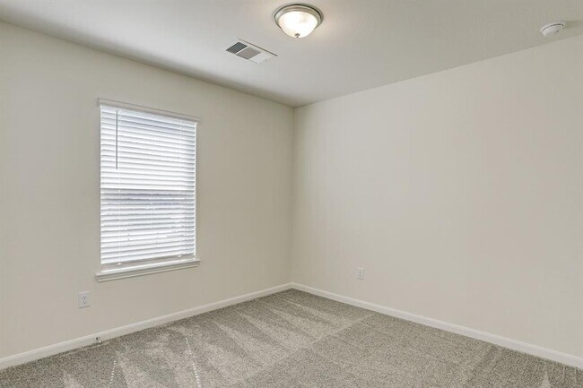 Building Photo - 28410 Bobcat Bayou Dr