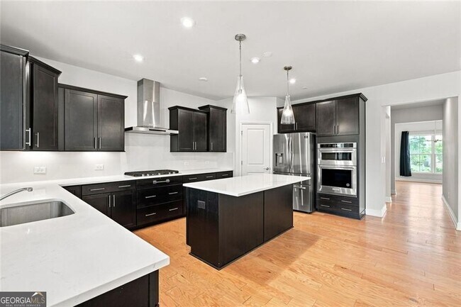 Building Photo - 406 Riverclub Rd
