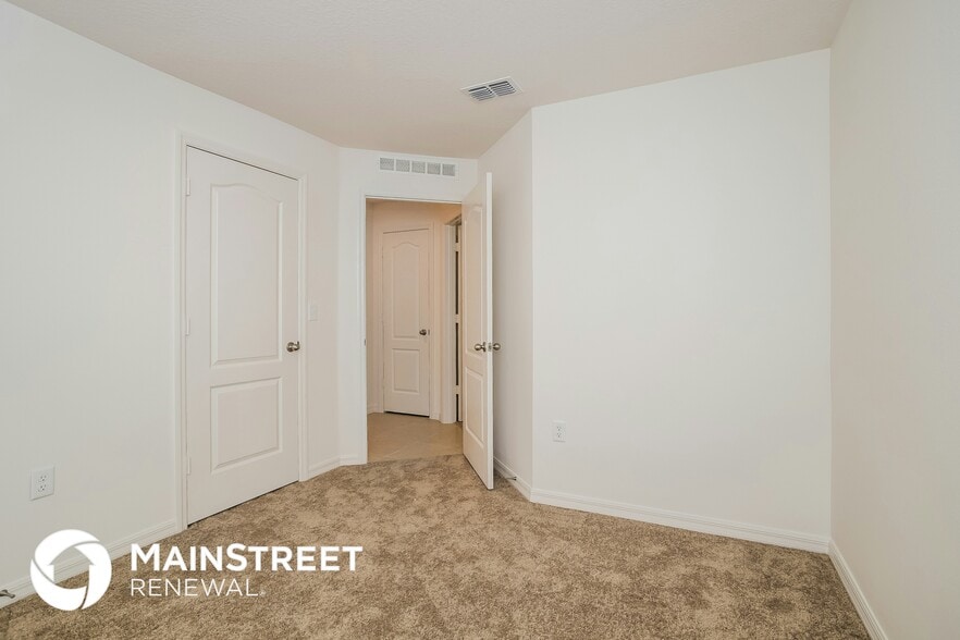 Building Photo - 1736 Canaan Lp