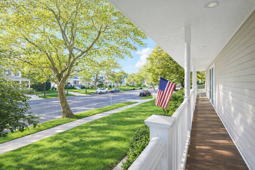 Building Photo - 415 3rd Ave