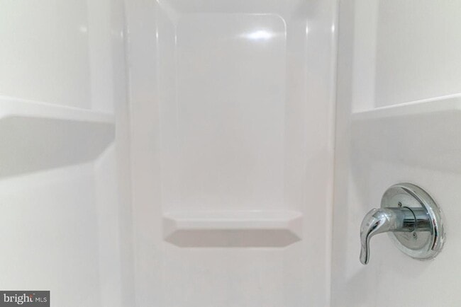 Building Photo - 2759 W George Mason Rd