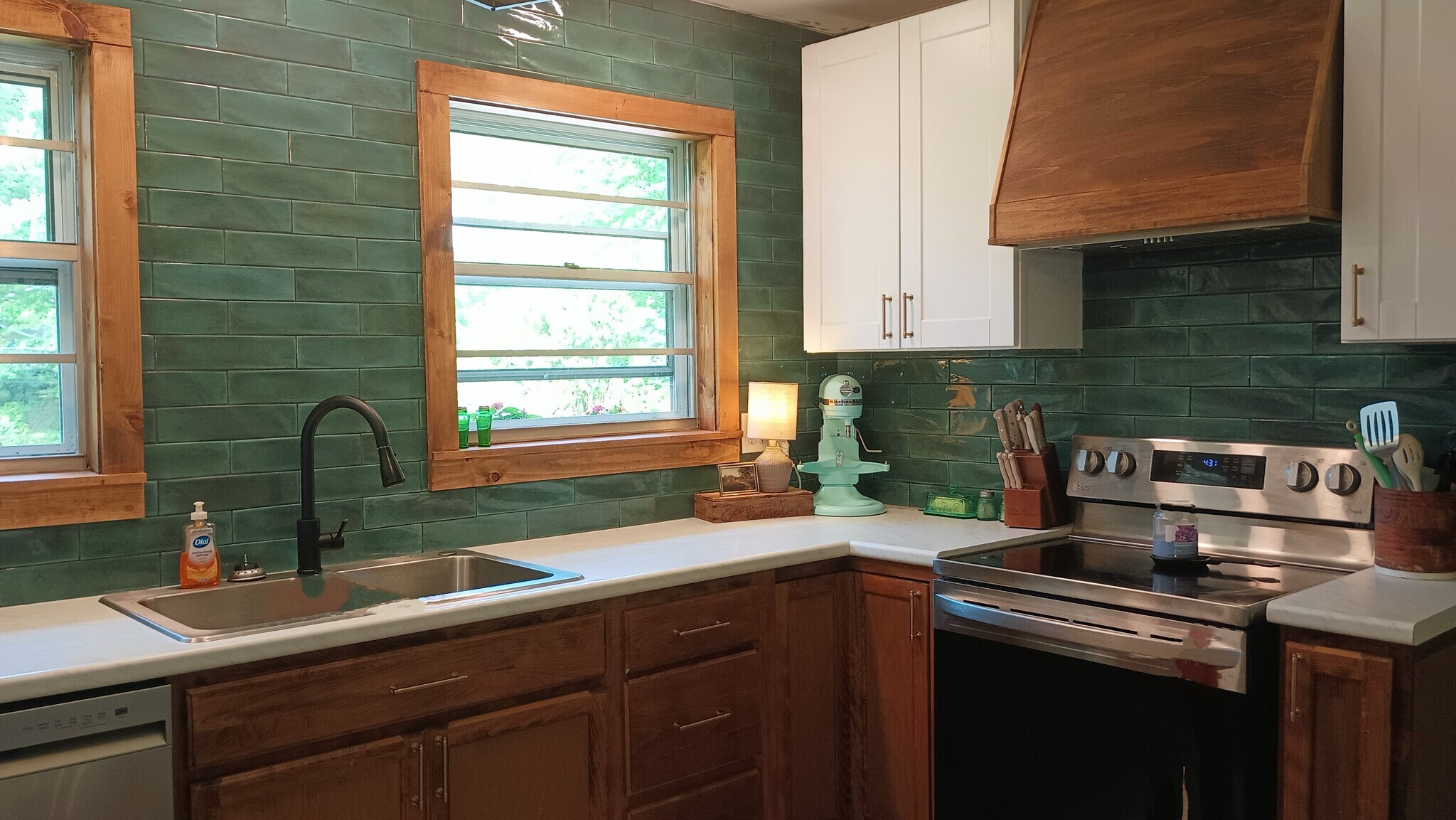 Building Photo - 615 Tank Hill Rd