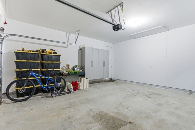 Building Photo - 13776 Rising Sun Ln