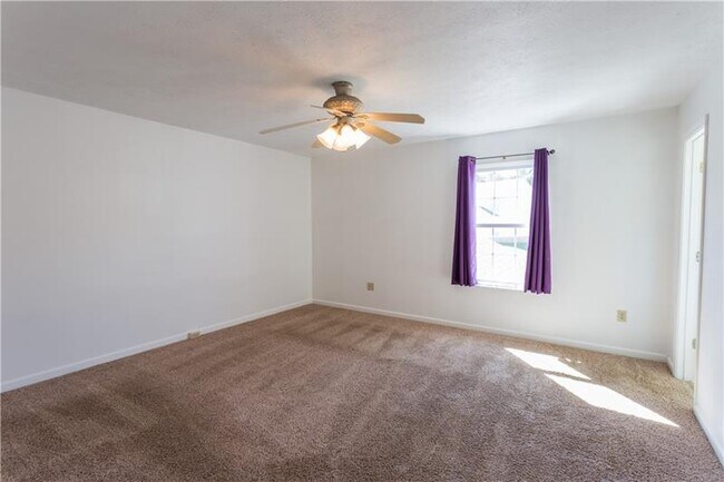 Building Photo - 3304 Timberglen Dr