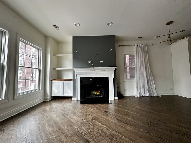 Building Photo - 1547 N North Park Ave