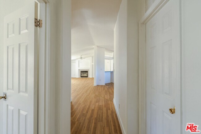 Building Photo - 25120 Charina Ln