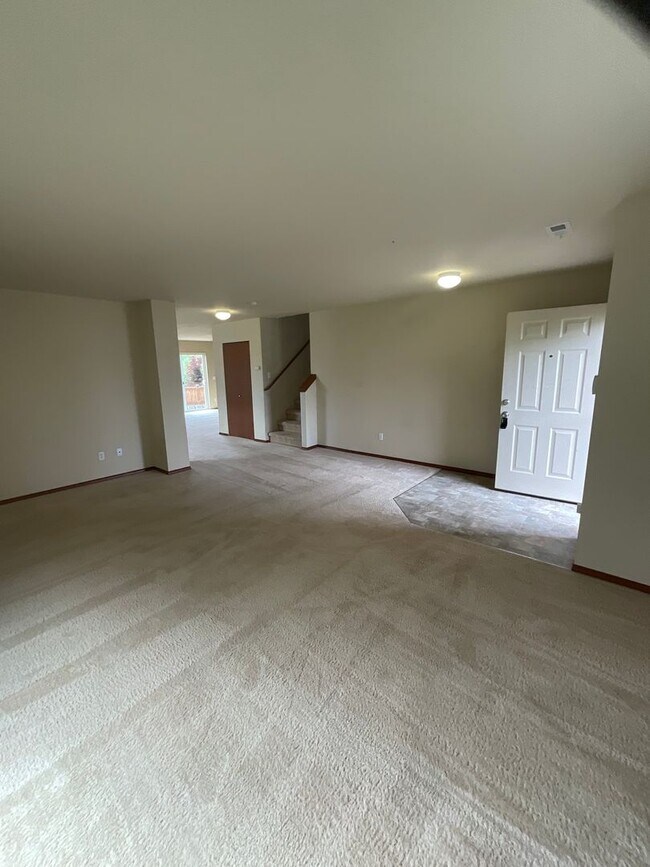 Building Photo - Charming 3-Bedroom Home for Rent