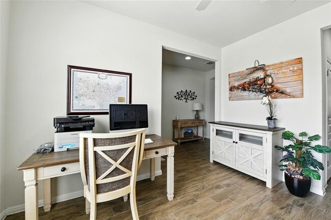 Building Photo - 107 Calhoun Ln