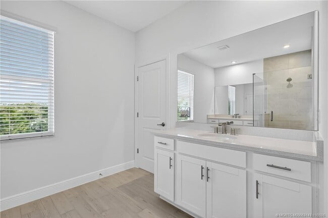 Building Photo - 3487 NW Solange Ct