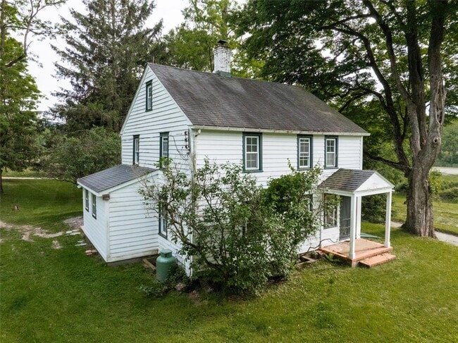 Building Photo - 11 Glen Arden Dr