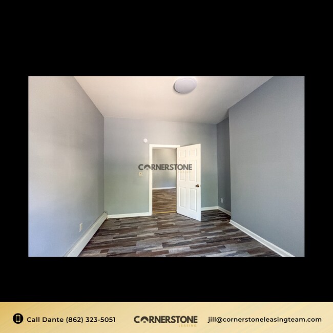 Building Photo - 136 Godwin Ave