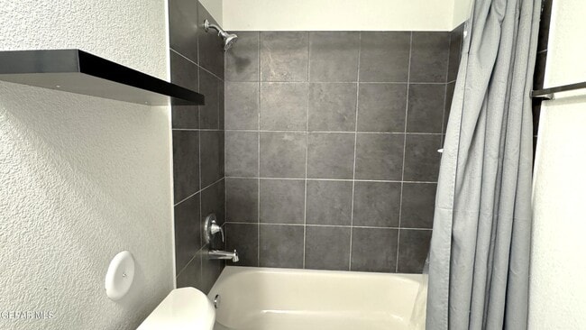 Building Photo - 1033 Candelilla St