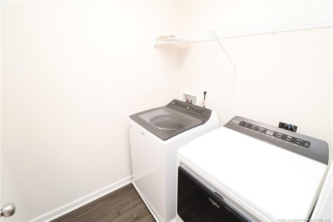 Building Photo - 755 Amarra Dr