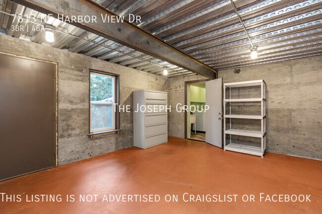 Building Photo - 3-bedroom, 3.5-bathroom charmer in Poulsbo!