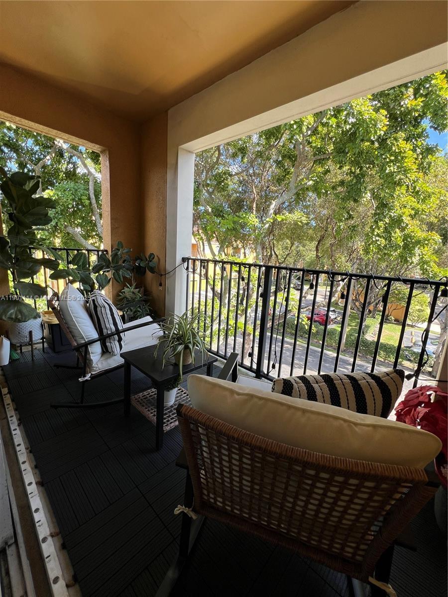 Building Photo - 2440 E Preserve Way