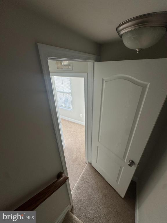 Building Photo - 4424 Potomac Highlands Cir