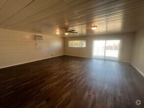 Building Photo - Beautiful home. Apply today!