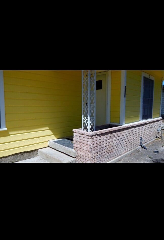 Building Photo - 110 S 41st St